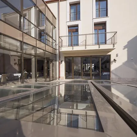 Merops Meszaros 4* Szekszárd